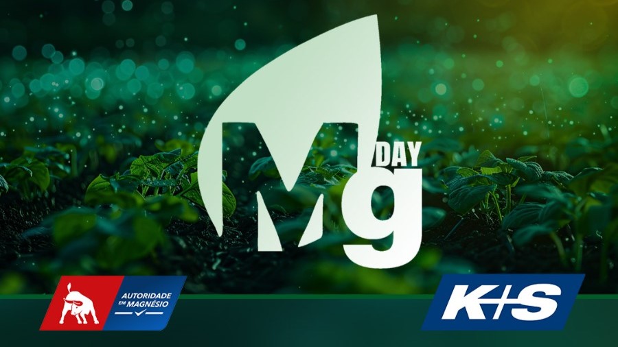 Logo do Magnesium Day (Mg Day) em branco sobre fundo verde com plantas jovens no solo, com selo “Autoridade em Magnésio” e logotipo da K+S na parte inferior.